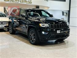 جیپ گراند شیرۆکی